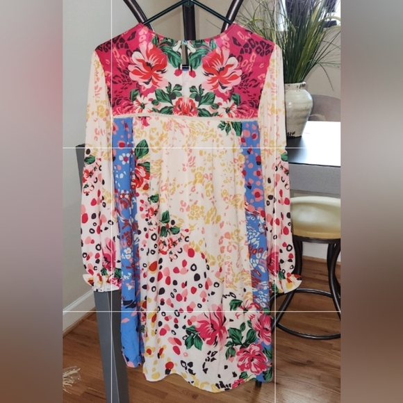 NWOT UMGEE  Floral Shift Dress Women's SZ LG - Picture 3 of 9